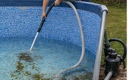 Guide - Comment vidanger une piscine hors sol ? Le guide complet pour un nettoyage efficace
